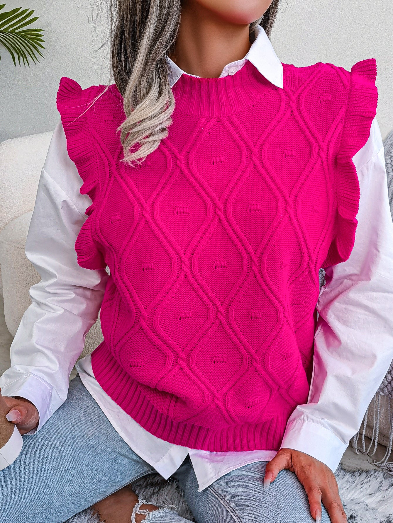 Women Ruffled Diamond Knit Sweater Vest